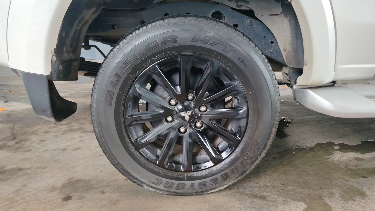 2016 Mitsubishi Triton – Exterior