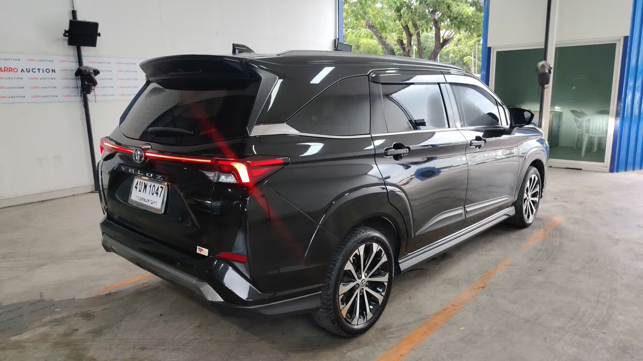 2023 Toyota Veloz – Back