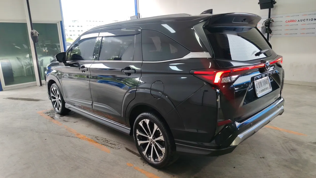 2023 Toyota Veloz – Back