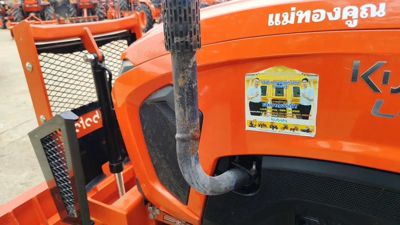 2024 Kubota L4028 – Exterior