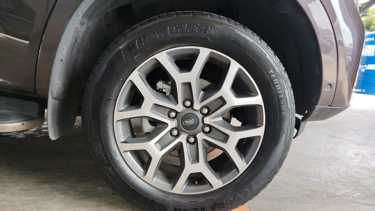 2023 Ford Everest – Exterior