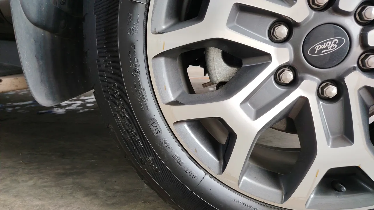 2023 Ford Everest – Exterior