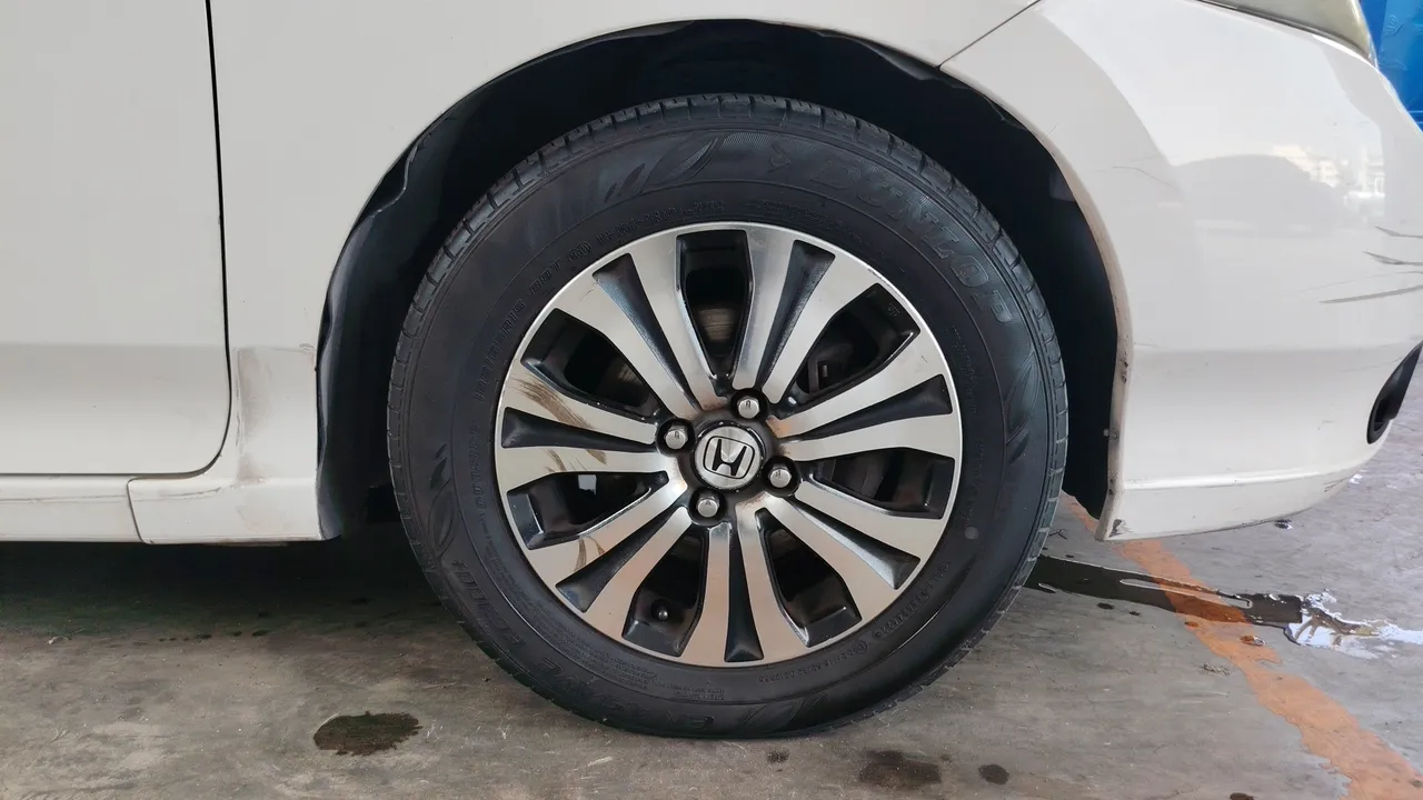 2013 Honda City – Exterior
