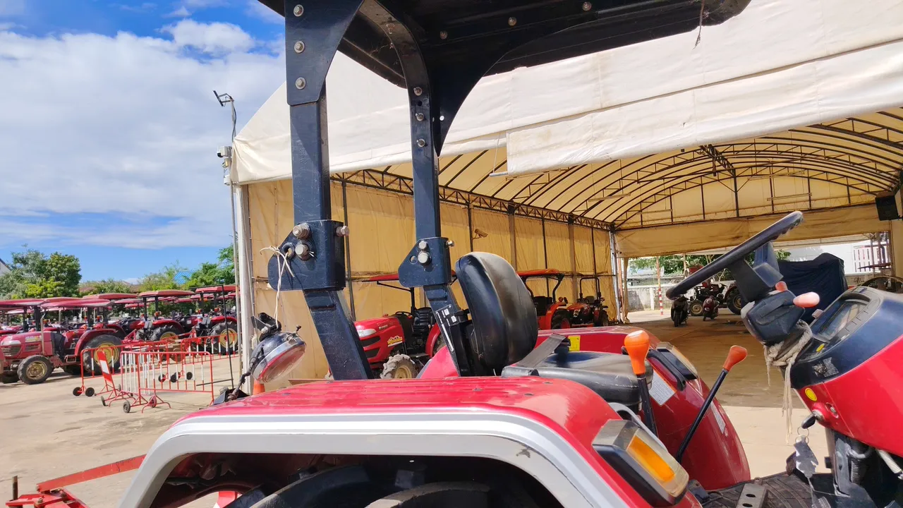 2023 Yanmar SOLIS50 – Exterior