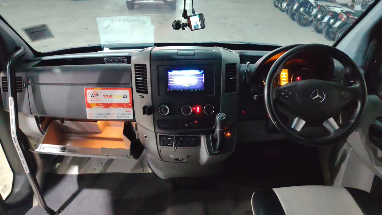 2015 Mercedes-Benz Sprinter – Exterior