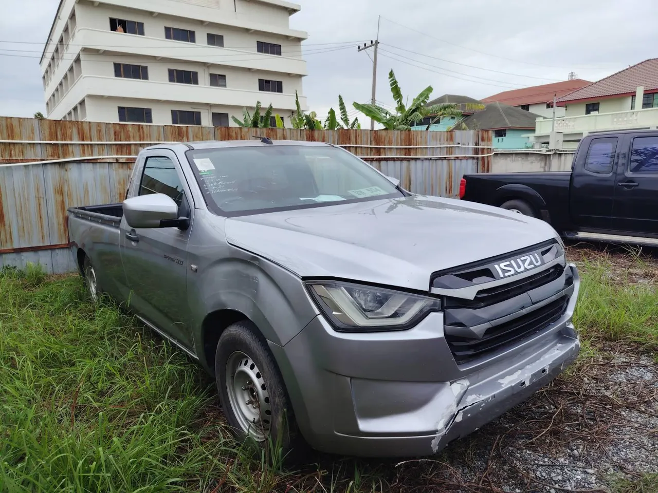 2023 Isuzu D-Max – Front