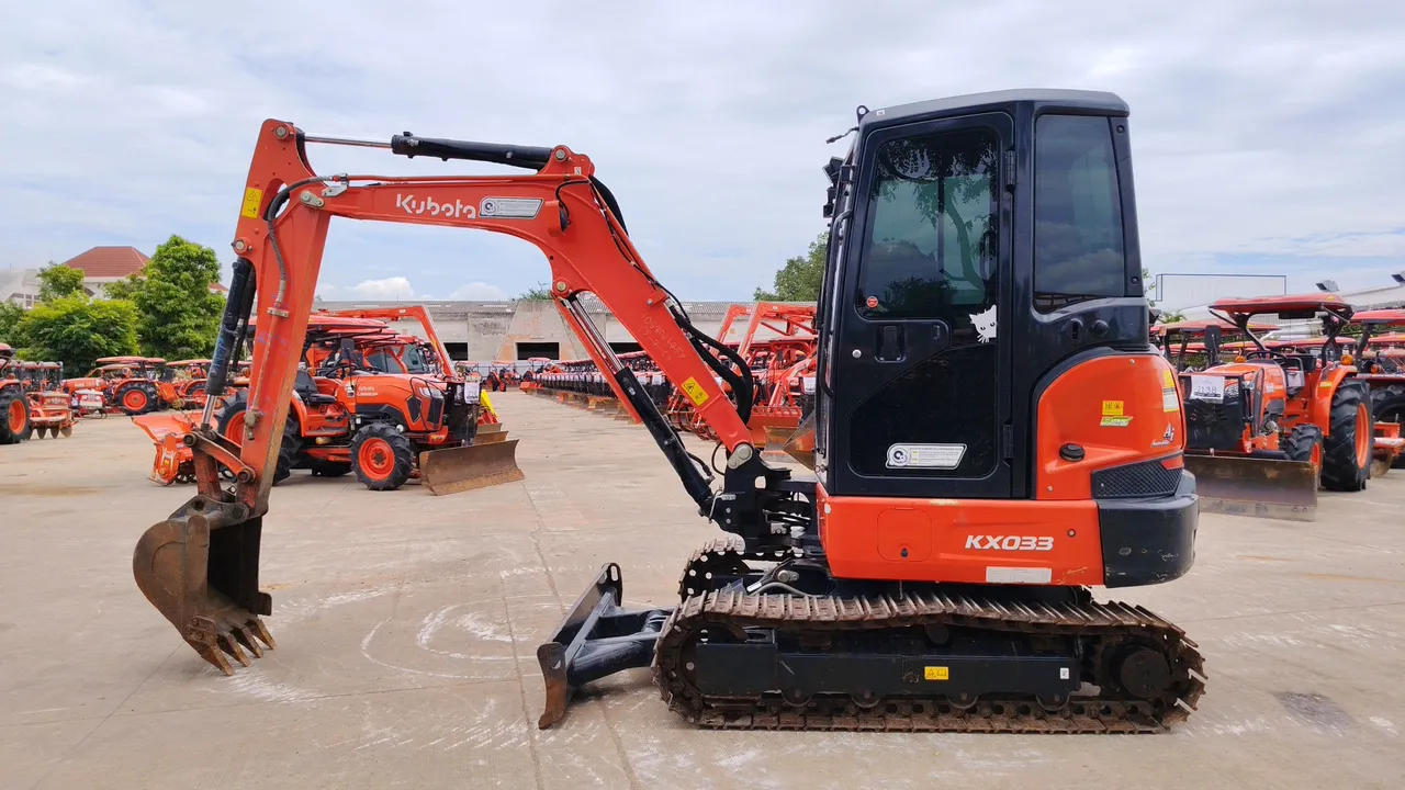 2020 Kubota KX033-4 – Exterior