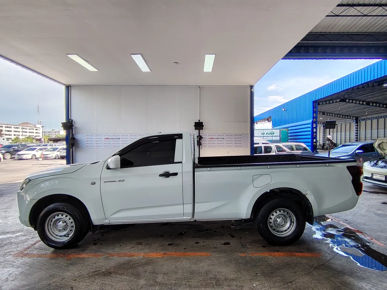 2024 Isuzu D-Max – Back