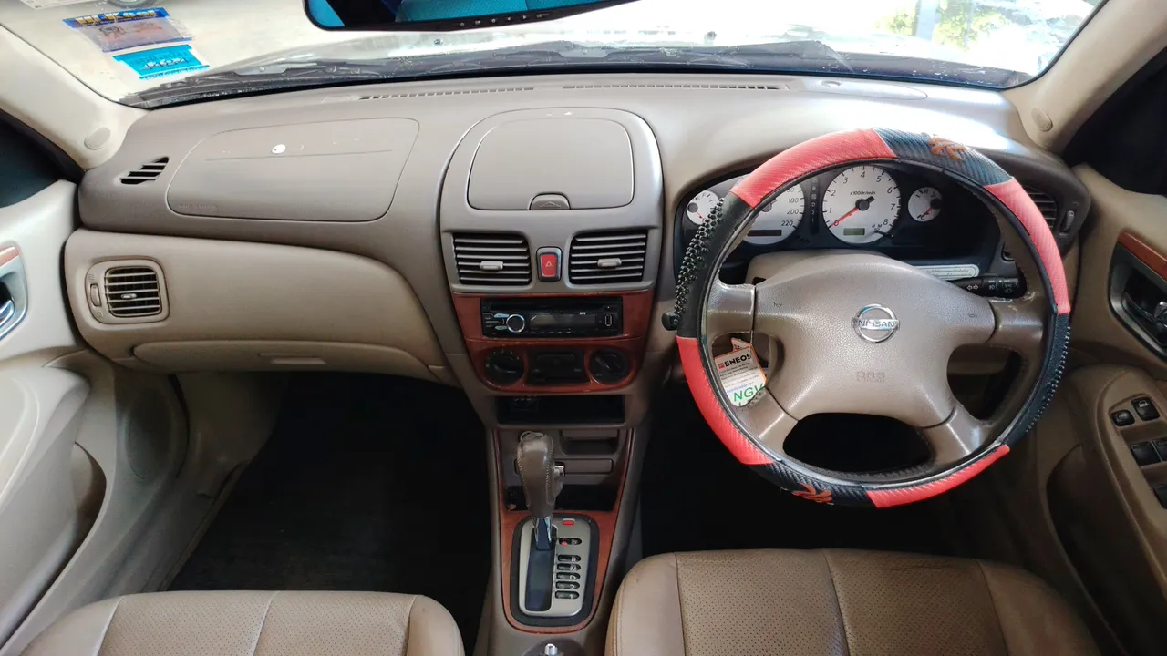 2005 Nissan Sunny Neo – Exterior