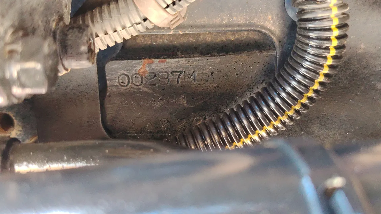 2022 Yanmar YM351R – Exterior