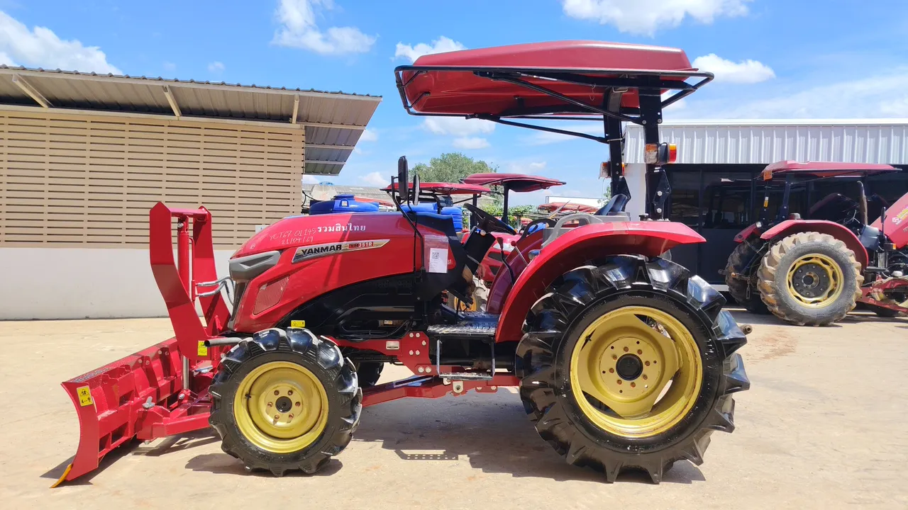2022 Yanmar YM351R – Exterior