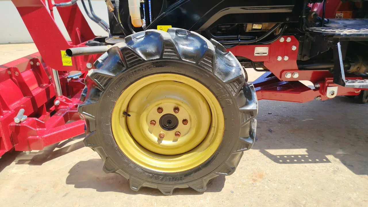 2022 Yanmar YM351R – Exterior