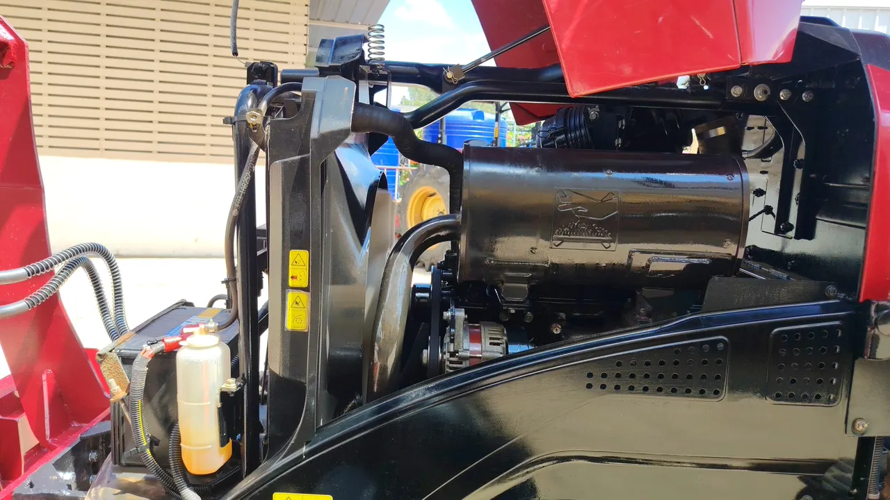 2022 Yanmar YM351R – Exterior