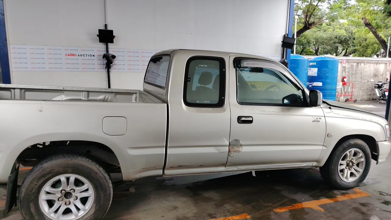 2004 Toyota Hilux Tiger – Exterior
