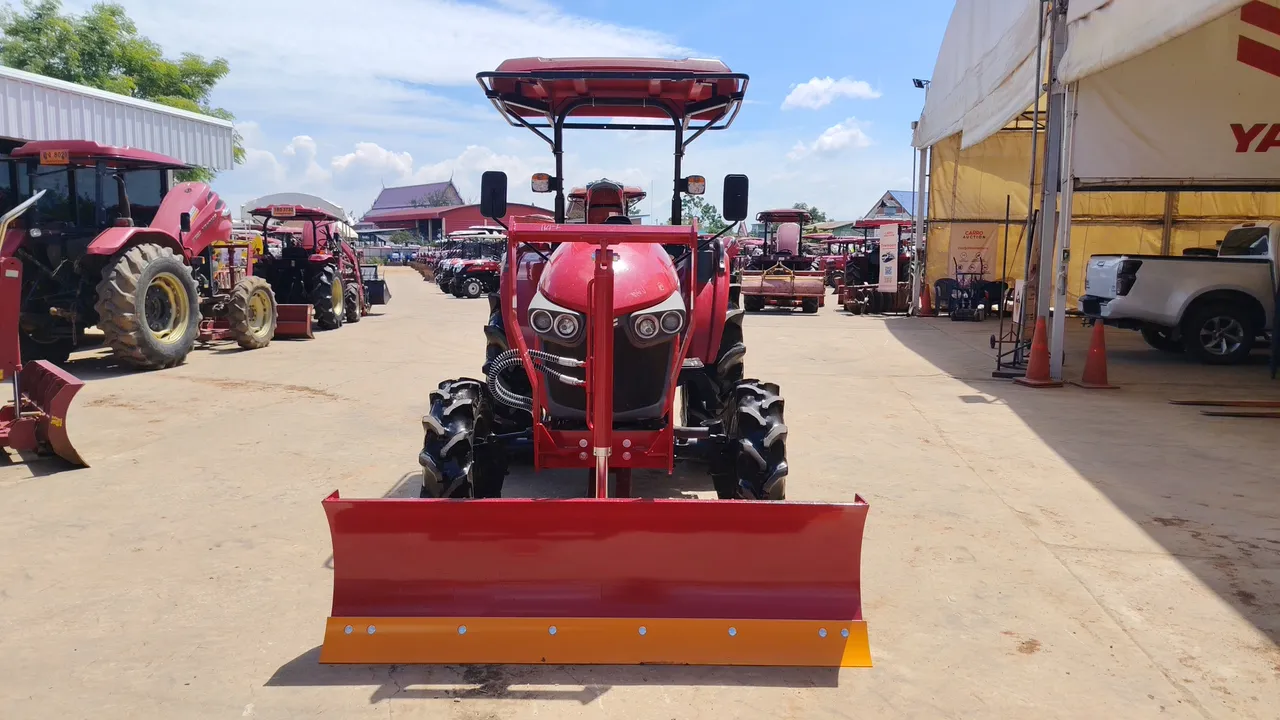 2022 Yanmar YM351R – Exterior