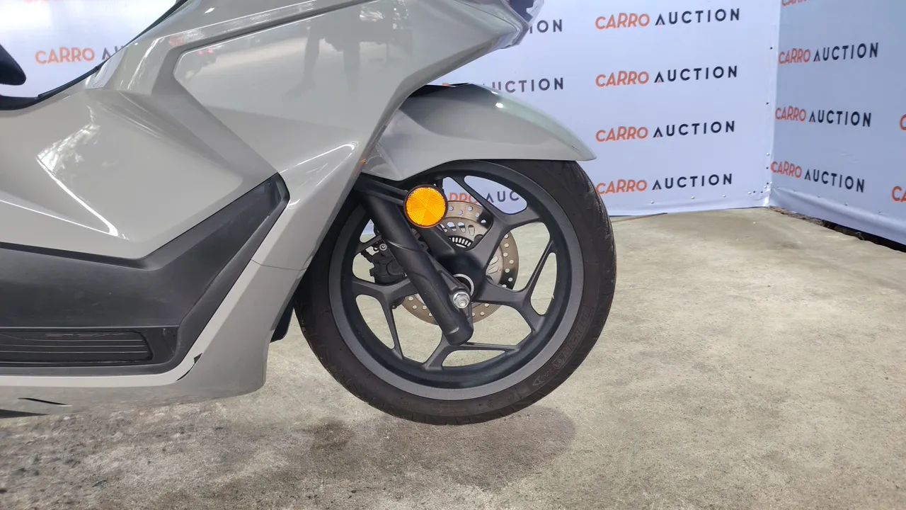 2025 Honda PCX – Exterior