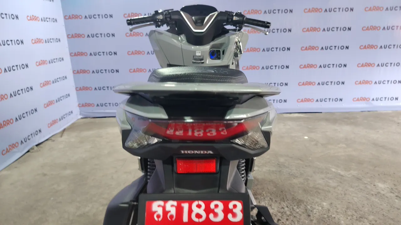 2025 Honda PCX – Exterior