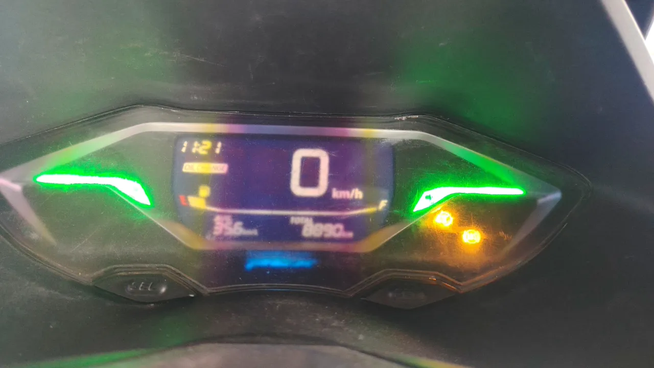 2025 Honda PCX – Exterior