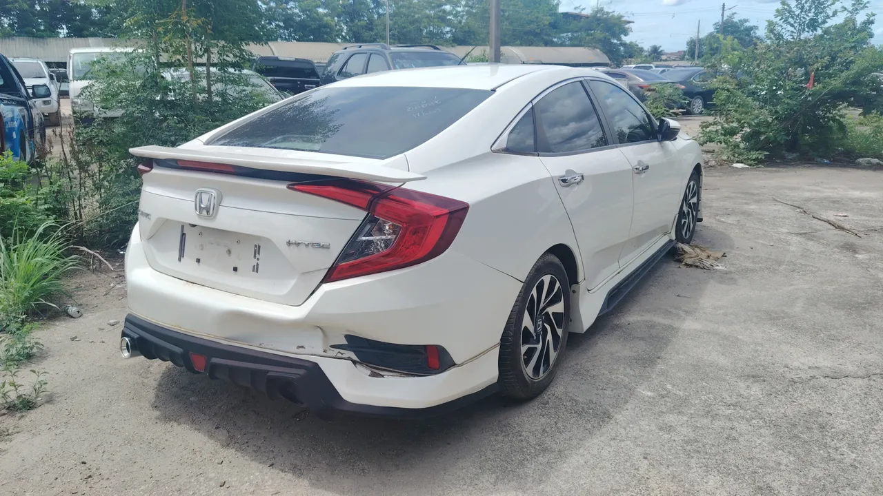 2018 Honda Civic – Exterior