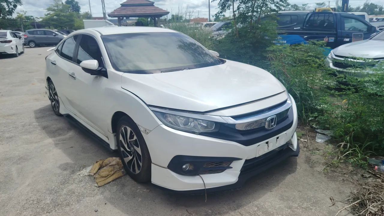 2018 Honda Civic – Exterior