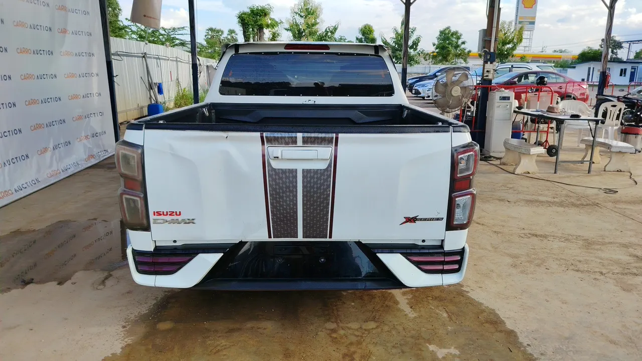 2022 Isuzu D-Max – Back