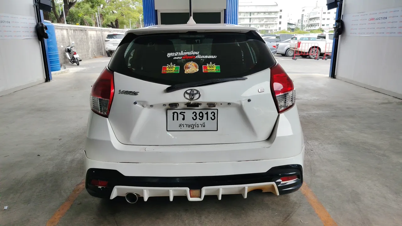 2014 Toyota Yaris – Back