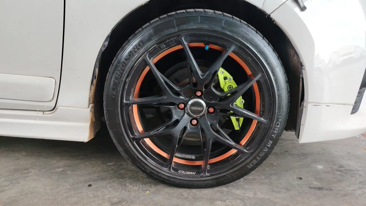 2014 Toyota Yaris – Exterior