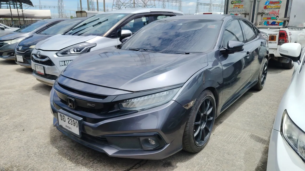 2019 Honda Civic – Exterior