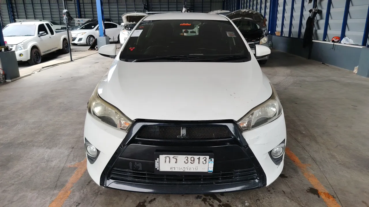 2014 Toyota Yaris – Exterior