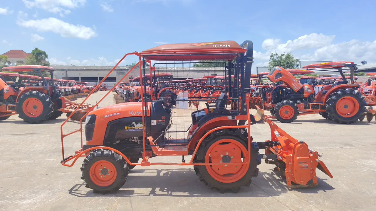 2024 Kubota B2440S-B – Side