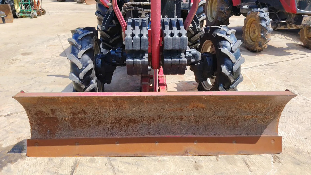2023 Yanmar SOLIS50 – Exterior