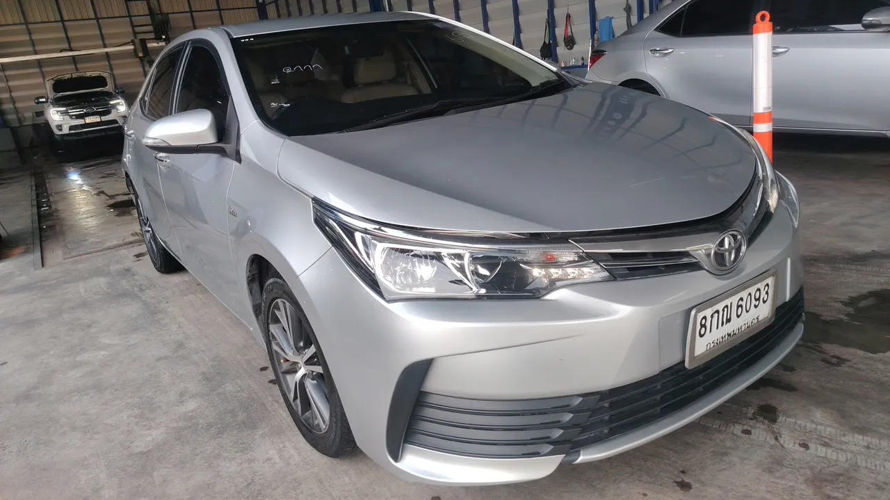 2018 Toyota Corolla Altis – Exterior