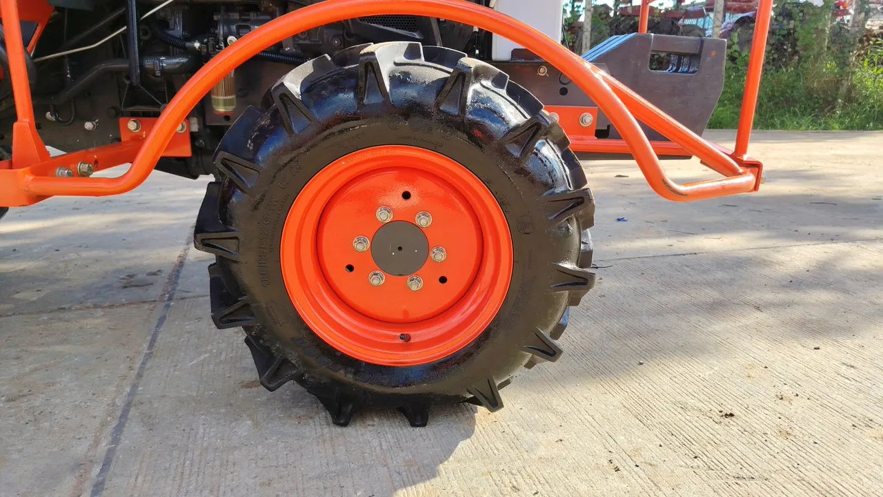 2024 Kubota B2440S-B – Exterior