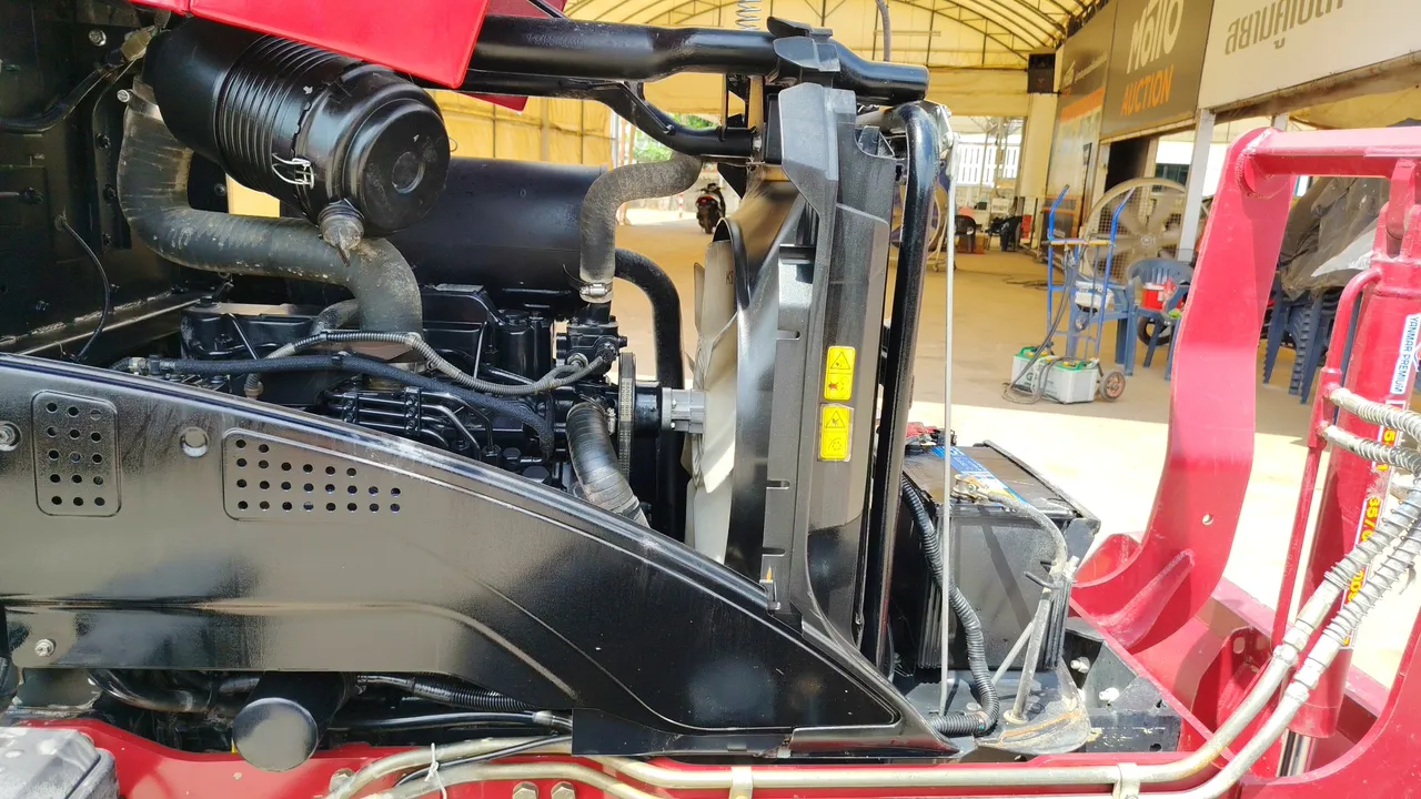 2022 Yanmar YM351R – Exterior