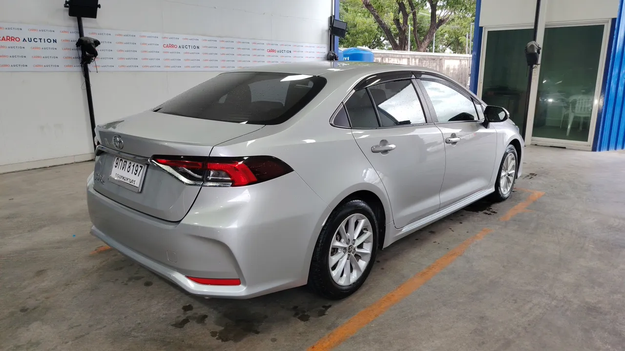 2019 Toyota Corolla Altis – Back