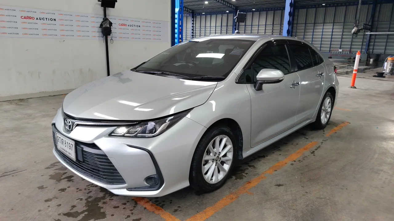 2019 Toyota Corolla Altis – Front