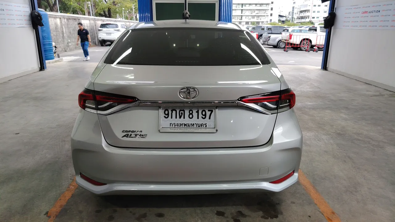 2019 Toyota Corolla Altis – Back