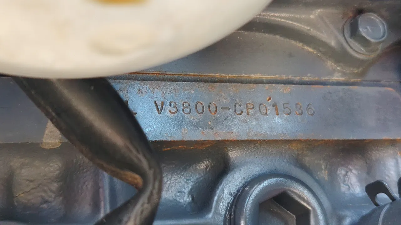 2024 Kubota M8808 – Exterior