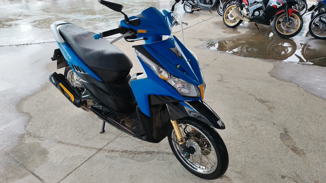 2010 Honda Click – Exterior