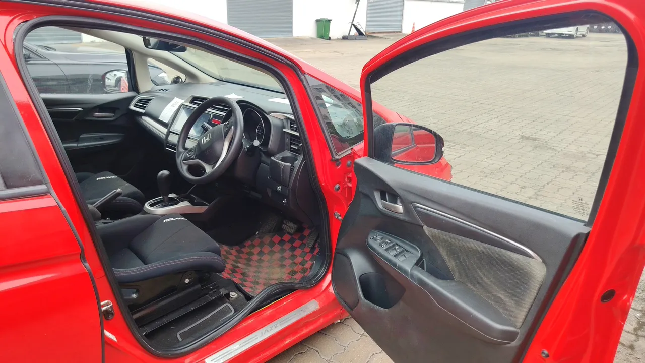 2014 Honda Jazz – Exterior