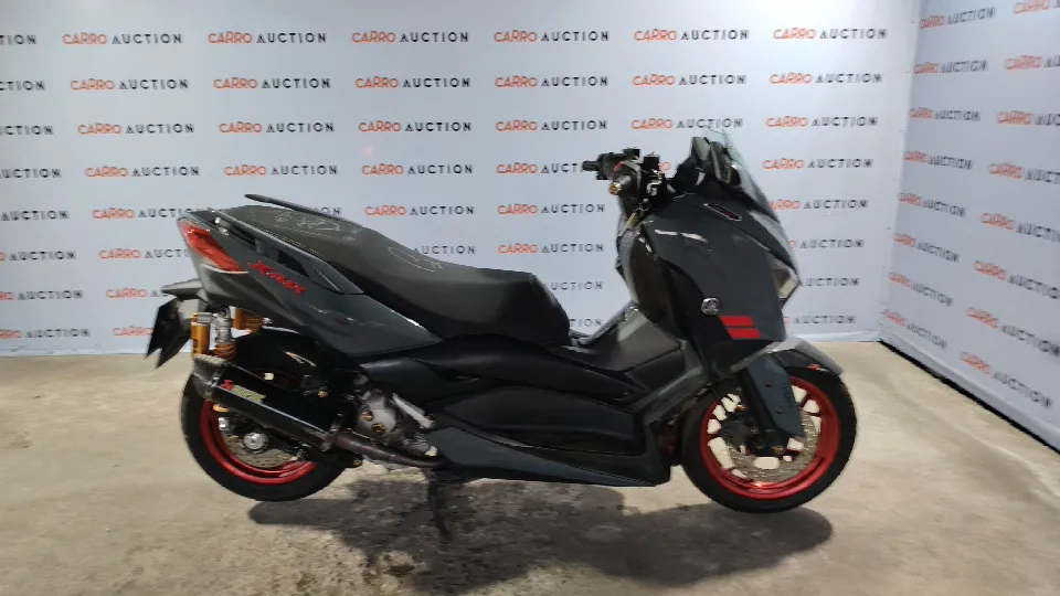 2022 Yamaha X-Max – Exterior