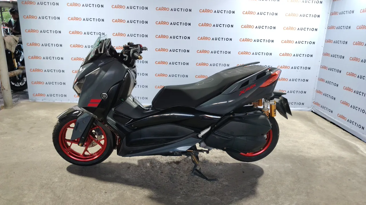 2022 Yamaha X-Max – Exterior