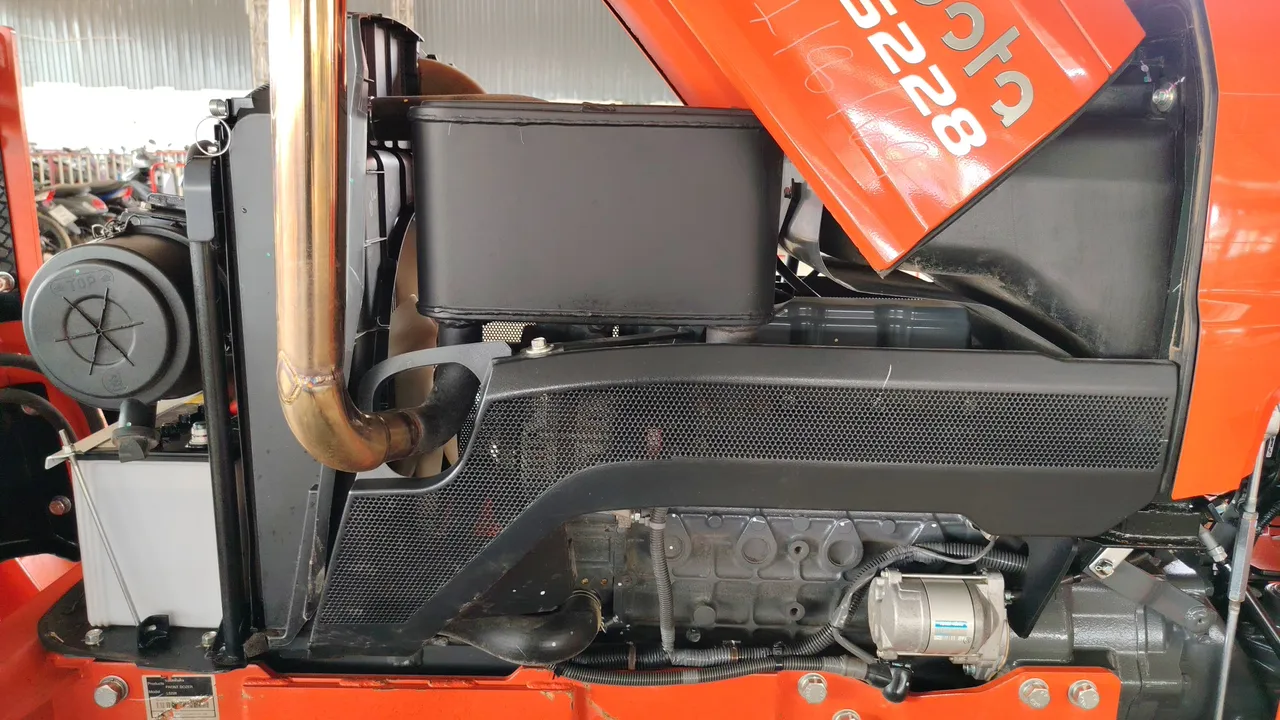 2023 Kubota L5228 – Exterior