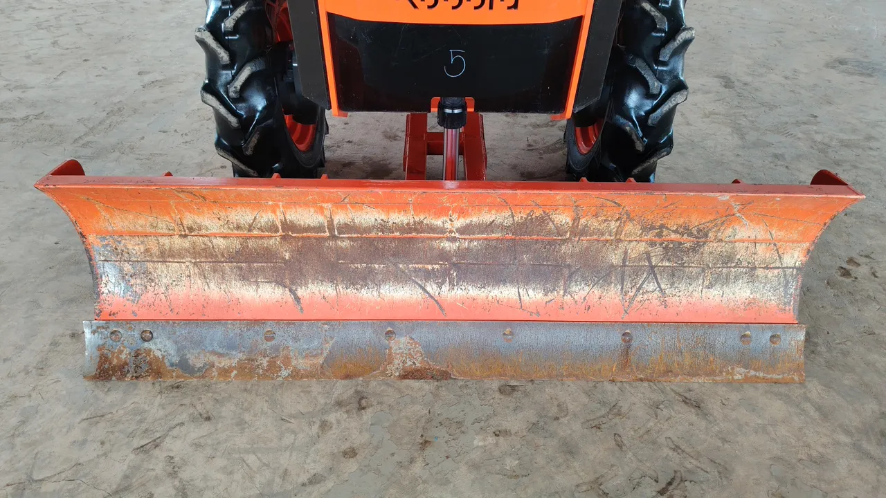 2023 Kubota L5228 – Exterior