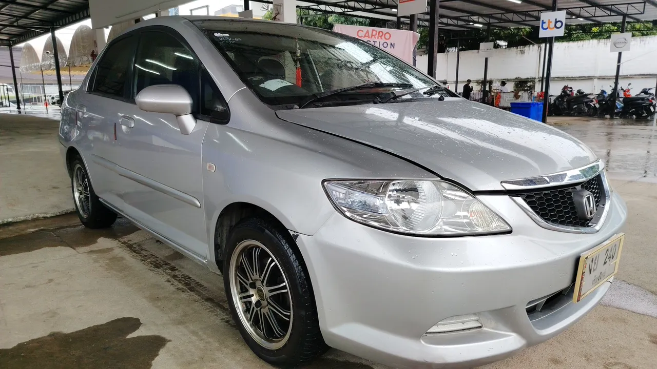 2025 Honda City – Exterior
