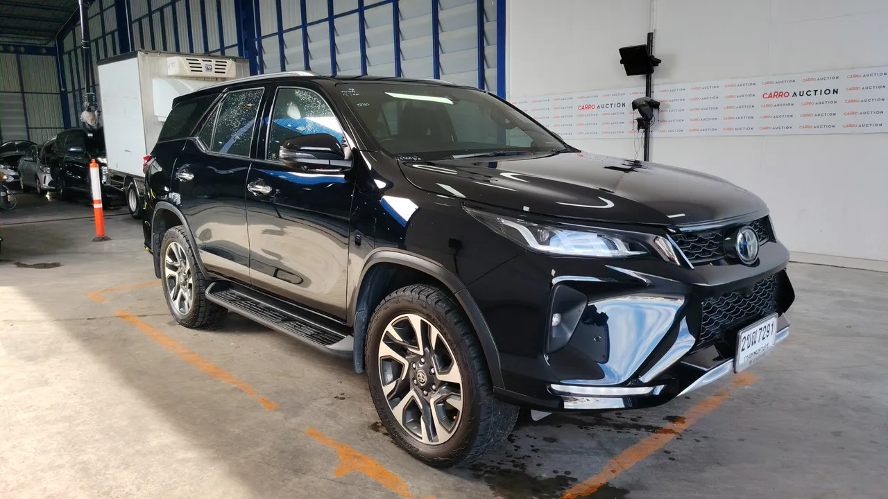 2021 Toyota Fortuner – Exterior