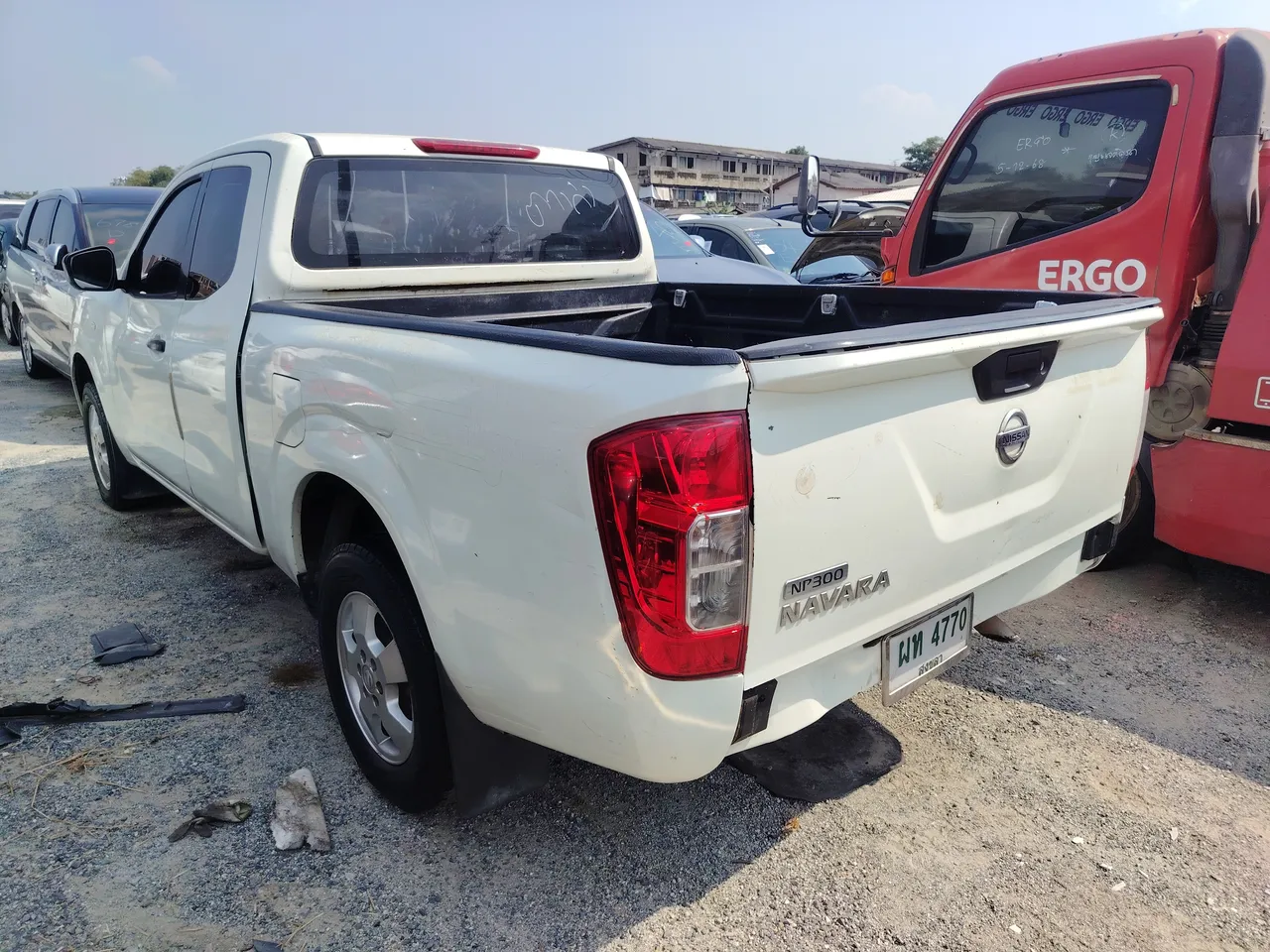 2015 Nissan Navara – Exterior