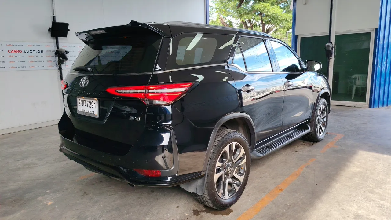 2021 Toyota Fortuner – Exterior
