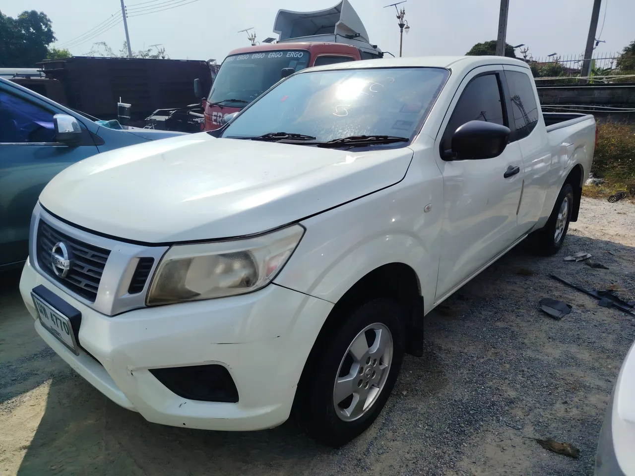 2015 Nissan Navara – Exterior