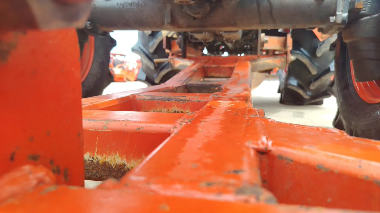 2021 Kubota L4018SP – Exterior